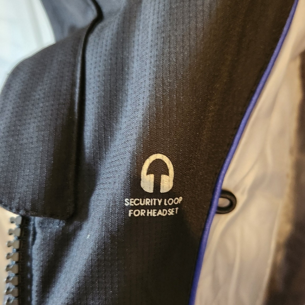 Calvin Klein Medium Weight Winter Jacket Black Ho… - image 2